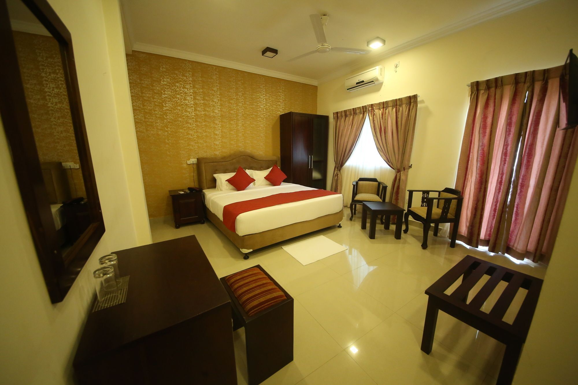 Hotel Sunhill Mount Lavinia Dehiwala-Mount Lavinia Buitenkant foto