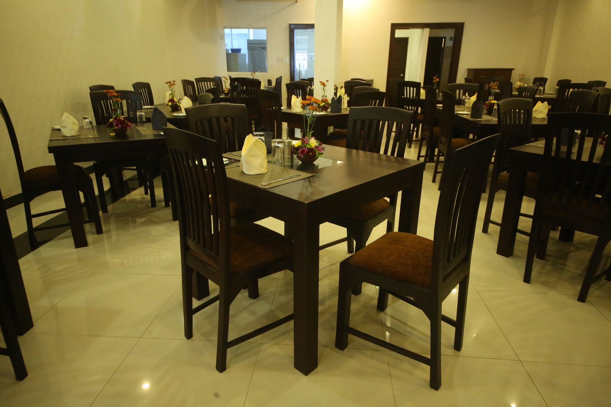 Hotel Sunhill Mount Lavinia Dehiwala-Mount Lavinia Buitenkant foto