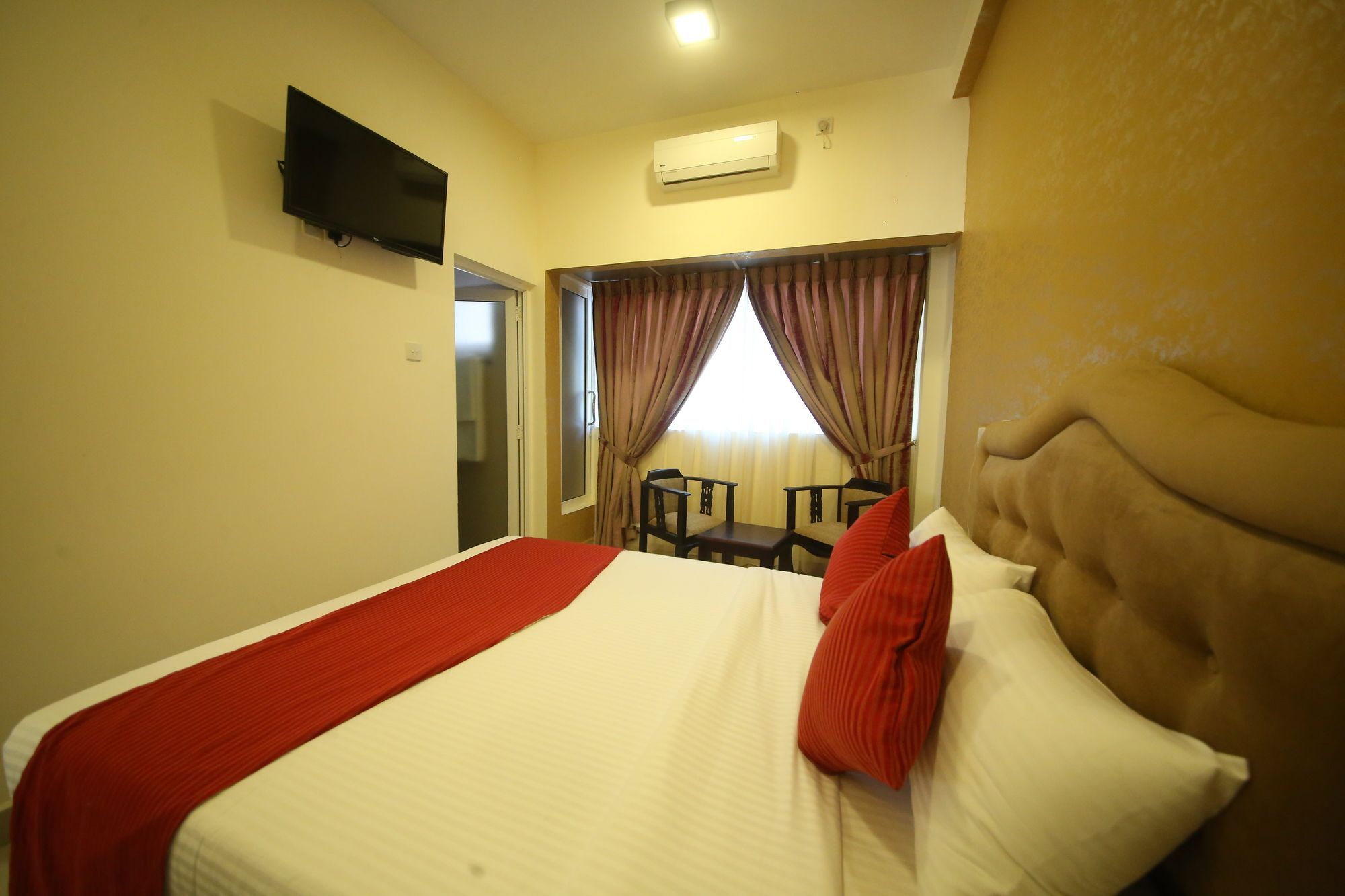 Hotel Sunhill Mount Lavinia Dehiwala-Mount Lavinia Buitenkant foto