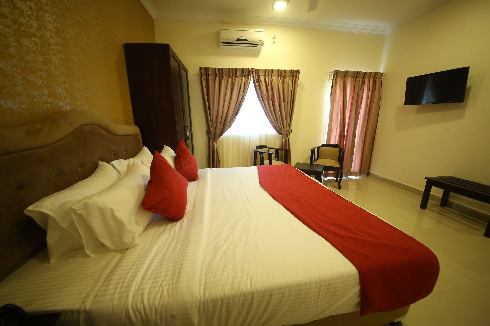 Hotel Sunhill Mount Lavinia Dehiwala-Mount Lavinia Buitenkant foto